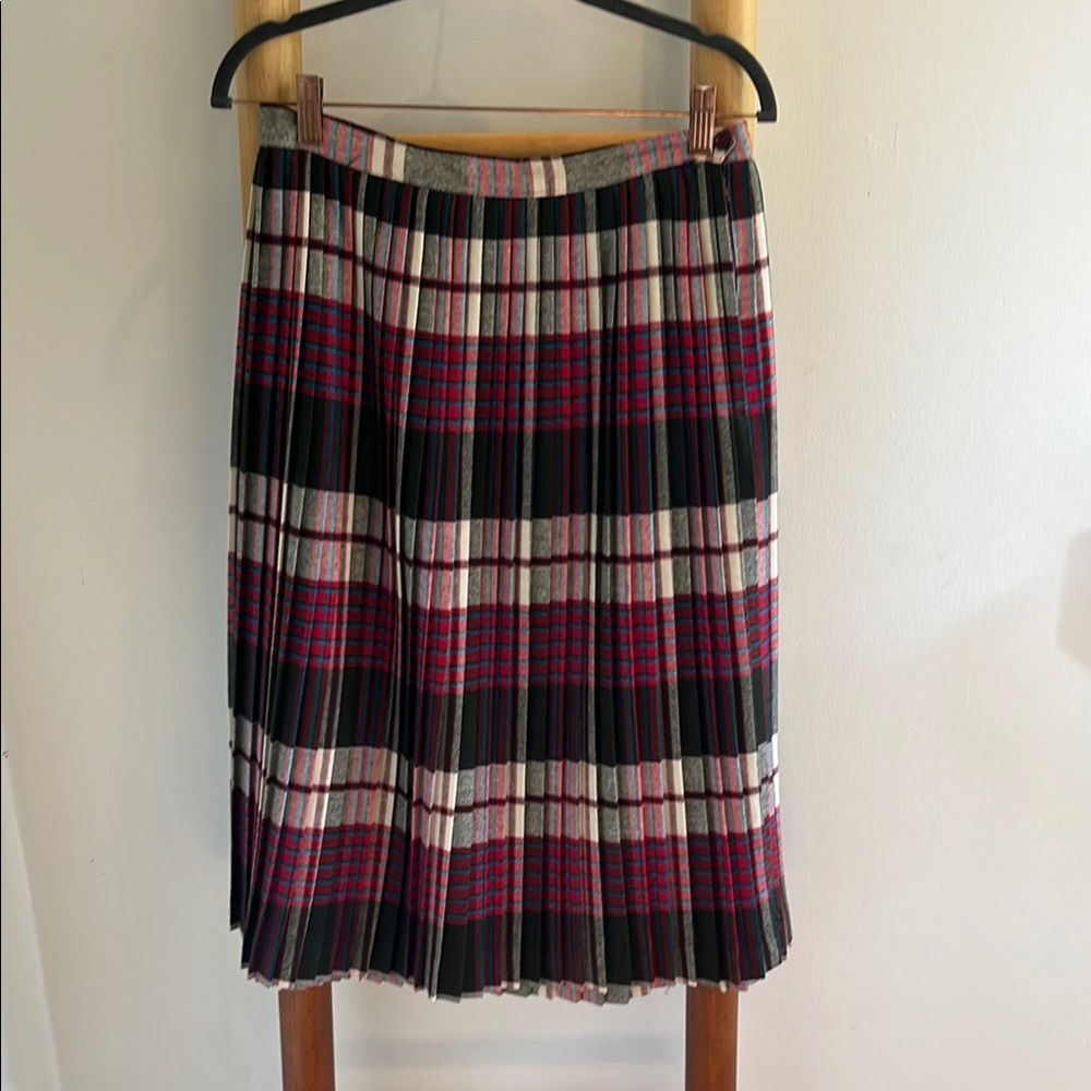 Pristine Vintage Wool Plaid Pleated Skirt